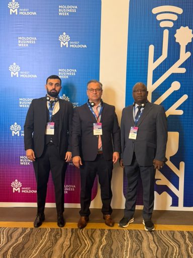 Une semaine de rencontres en Moldavie Charles Jefitjian et des participants réunis lors de la Moldova Business Week 2026